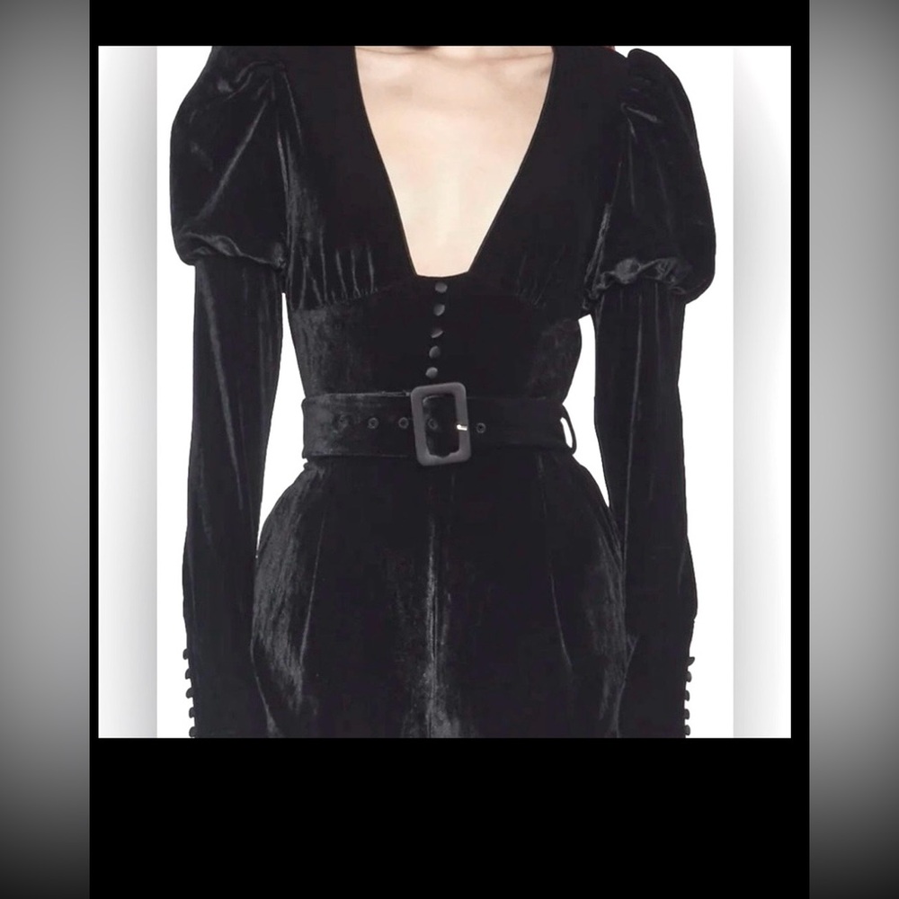 Dolls Kill Sugar Thrillz Romper Low Cut Black Velvet Belted Long Sleeves Size XS